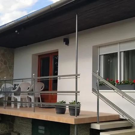 Kertes Casa vacanze Keszthely