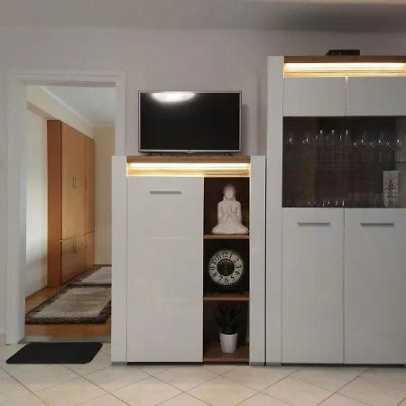Kertes Nyaralohaz Holiday home Keszthely